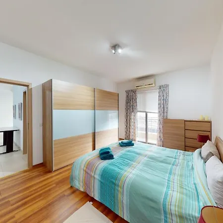 4th Floor In Tigne * Sliema