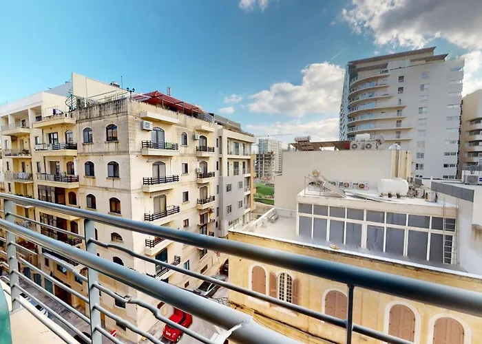 4th Floor In Tigne Daire *