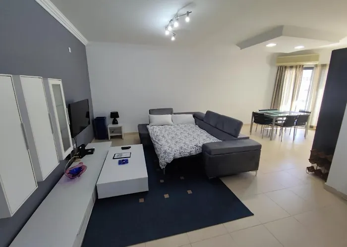 4th Floor In Tigne * Sliema