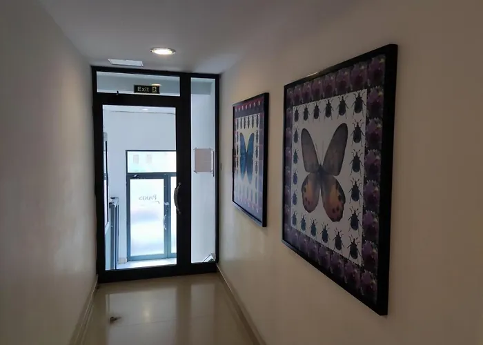 Daire 4th Floor In Tigne Sliema